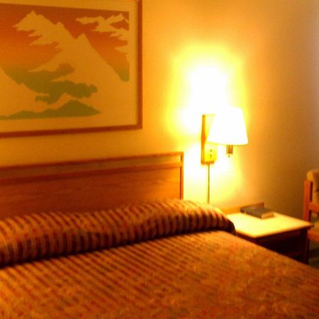 Colorado River Value Inn Булхед Сити Екстериор снимка