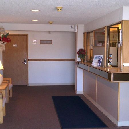 Colorado River Value Inn Булхед Сити Интериор снимка